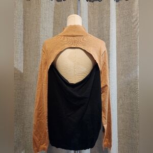 Eloquii Women’s Long Sleeve Peep Hole Blouse